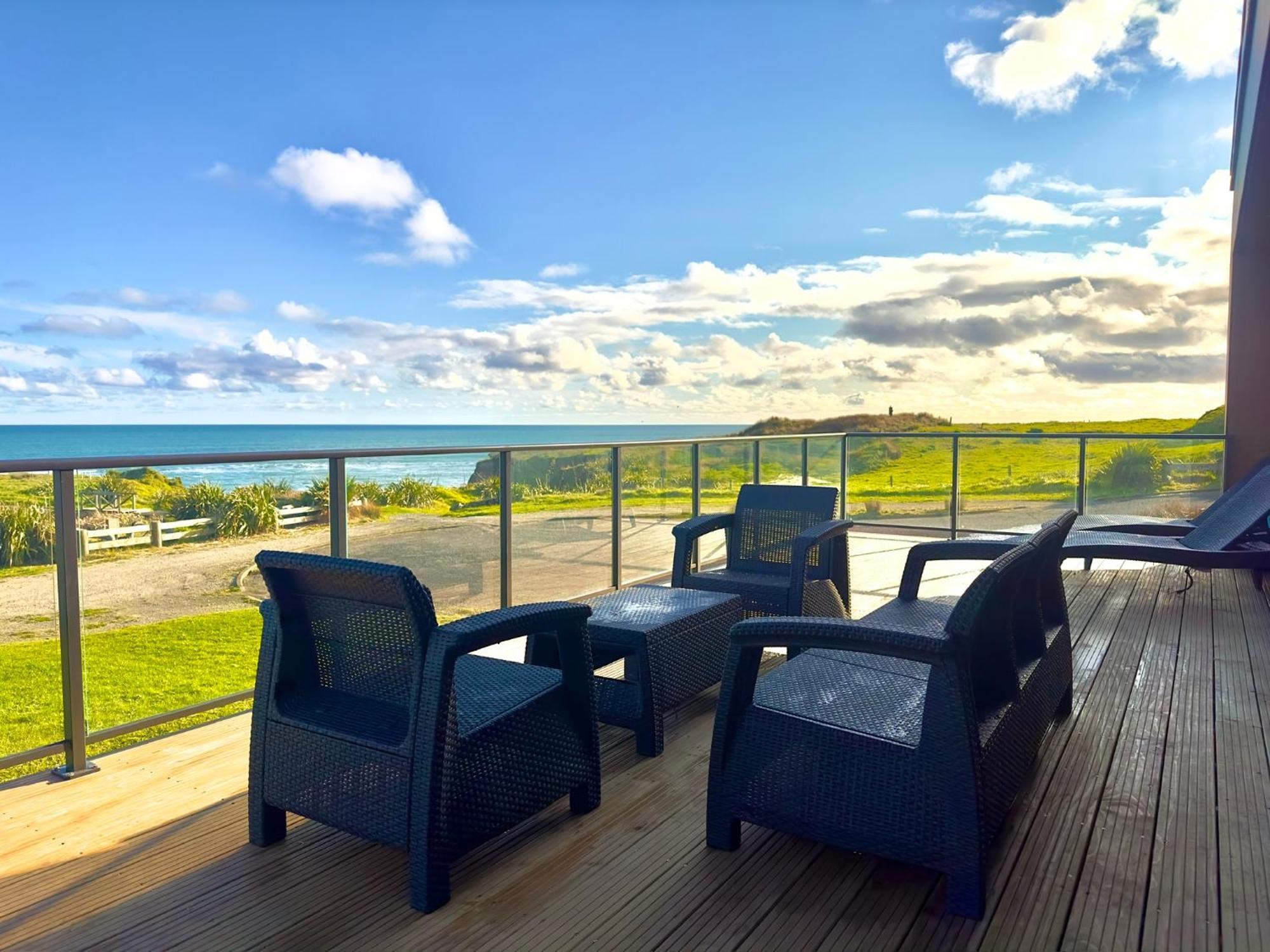 Luxury Absolute Ocean View Lodge Waverley Exterior photo